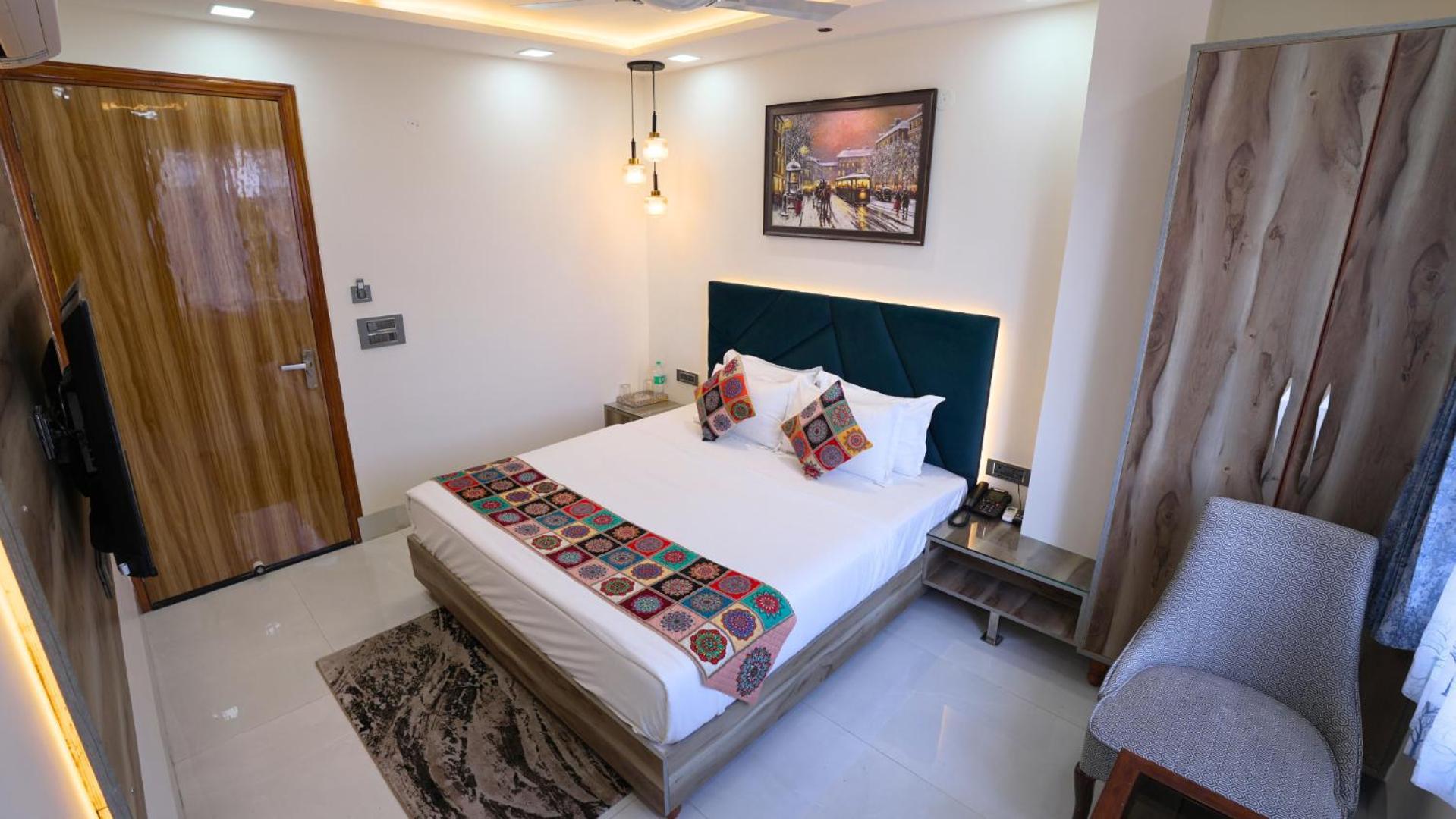 Skymax Hotel New Delhi